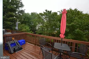 6560 Lochleigh Ct, Alexandria, VA 22315 - Photo 10