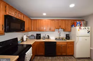 6560 Lochleigh Ct, Alexandria, VA 22315 - Photo 4