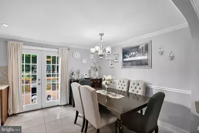 8460 Rippled Creek Court, Springfield, VA 22153 - Photo 10
