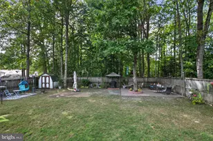 8460 Rippled Creek Ct, Springfield, VA 22153 - Photo 36