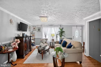 8460 Rippled Creek Court, Springfield, VA 22153 - Photo 6
