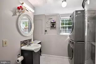 8460 Rippled Creek Ct, Springfield, VA 22153 - Photo 32