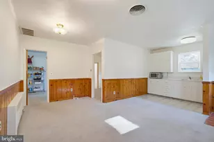 8715 Cherry Dr, Fairfax, VA 22031 - Photo 30
