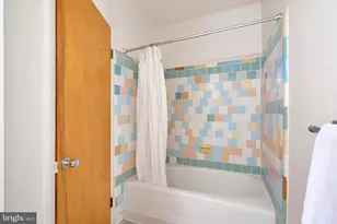 8715 Cherry Dr, Fairfax, VA 22031 - Photo 32