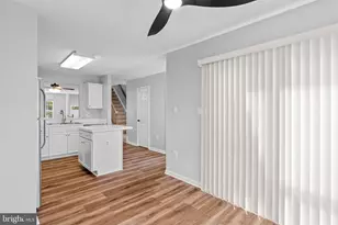 13126 Plotner Farm Rd, Herndon, VA 20171 - Photo 10