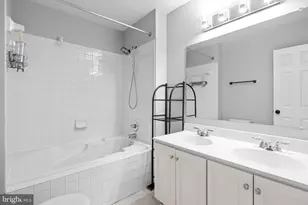 13126 Plotner Farm Rd, Herndon, VA 20171 - Photo 18