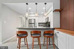 6905 Victoria Dr, Alexandria, VA 22310 - Photo 8