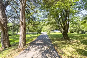 4113 Pineridge Dr, Annandale, VA 22003 - Photo 1