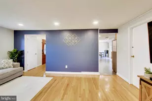 5932 Peregrine Dr, Burke, VA 22015 - Photo 12