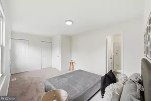 4104 Pleasant Meadow Ct, Chantilly, VA 20151 - Photo 16