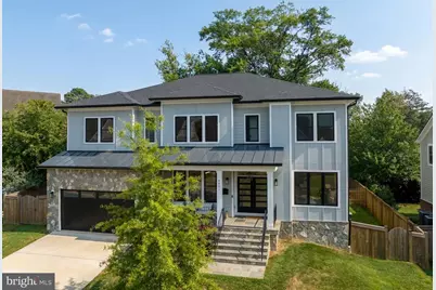 6821 Dean Drive, McLean, VA 22101 - Photo 2