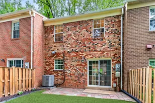 2256 Gunsmith Square, Reston, VA 20191 - Photo 4