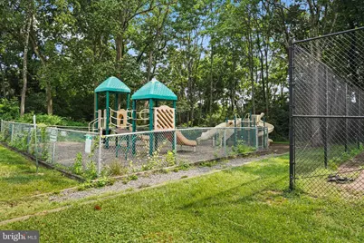 6141 Leesburg Pike #101, Falls Church, VA 22041 - Photo 36