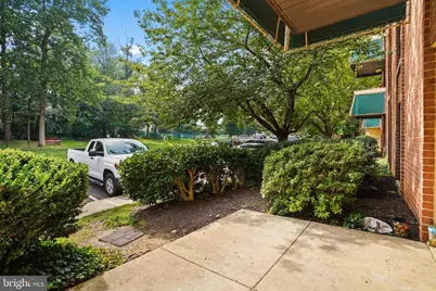 6141 Leesburg Pike #101, Falls Church, VA 22041 - Photo 32