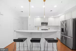 5639 Harrington Falls Ln, Alexandria, VA 22312 - Photo 10