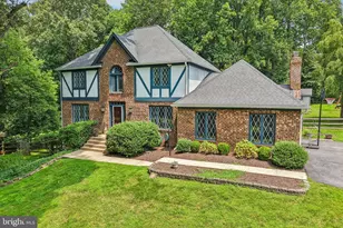2903 Taj Dr, Oakton, VA 22124 - Photo 1