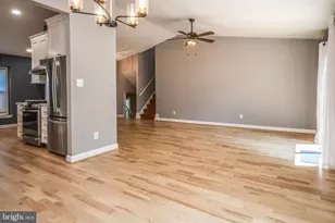 2511 Fallsmere Ct, Falls Church, VA 22043 - Photo 4