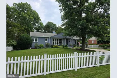 7915 Bainbridge Road, Alexandria, VA 22308 - Photo 2