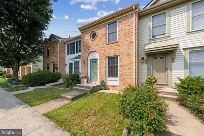 6528 Skylemar Trail, Centreville, VA 20121 - Photo 4