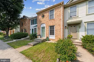 6528 Skylemar Trail, Centreville, VA 20121 - Photo 4