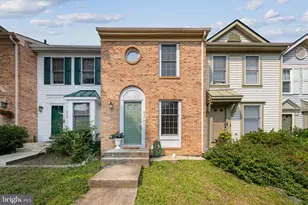 6528 Skylemar Trail, Centreville, VA 20121 - Photo 2