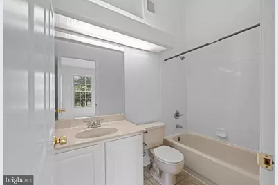 6528 Skylemar Trail, Centreville, VA 20121 - Photo 20