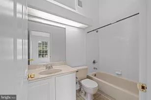 6528 Skylemar Trail, Centreville, VA 20121 - Photo 20