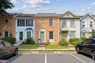 6528 Skylemar Trail, Centreville, VA 20121 - Photo 1
