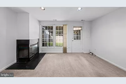 6528 Skylemar Trail, Centreville, VA 20121 - Photo 24