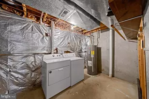 6528 Skylemar Trail, Centreville, VA 20121 - Photo 26