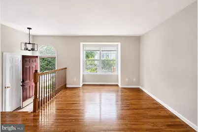 13824 Bridlington Court, Centreville, VA 20120 - Photo 4