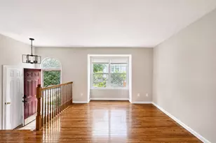13824 Bridlington Ct, Centreville, VA 20120 - Photo 4