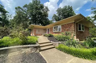 3909 Pineland St, Fairfax, VA 22031 - Photo 4