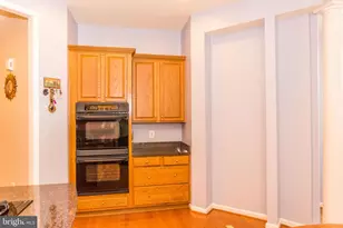 13079 Greg Roy Ln, Herndon, VA 20171 - Photo 8