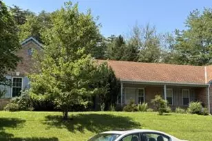 15389 Twin Creeks Ct, Centreville, VA 20120 - Photo 2