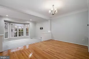 8648 Royal Worcester Ln, Fairfax, VA 22031 - Photo 22