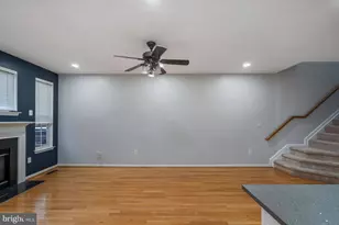 8648 Royal Worcester Ln, Fairfax, VA 22031 - Photo 12