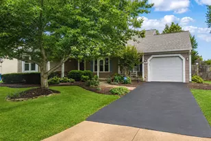 13911 Cristo Ct, Centreville, VA 20120 - Photo 2