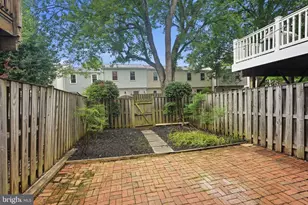 9919 Longford Ct, Vienna, VA 22181 - Photo 34