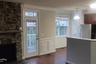13563 Davinci Ln, Herndon, VA 20171 - Photo 8