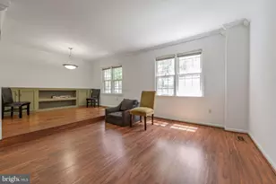 8809 Surveyors Pl, Springfield, VA 22152 - Photo 6