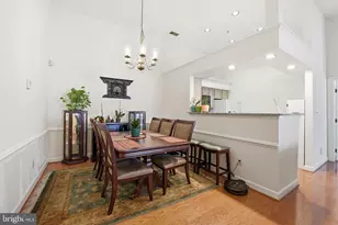 9224 Cardinal Forest Ln, Lorton, VA 22079 - Photo 2