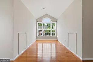 7608 Mcweadon Ln, Springfield, VA 22150 - Photo 30