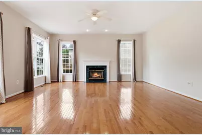 7608 McWeadon Lane, Springfield, VA 22150 - Photo 18