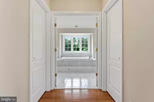 7608 Mcweadon Ln, Springfield, VA 22150 - Photo 32