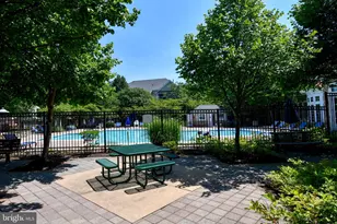 5121 Travis Edward Way, Centreville, VA 20120 - Photo 24