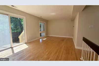 9506 Miranda Court, Fairfax, VA 22031 - Photo 8