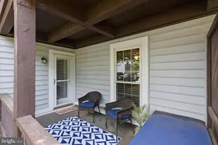 10010 Oakton Terrace Rd, Oakton, VA 22124 - Photo 18