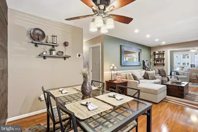 10010 Oakton Terrace Road #10010, Oakton, VA 22124 - Photo 10
