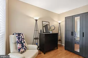 10010 Oakton Terrace Rd, Oakton, VA 22124 - Photo 12